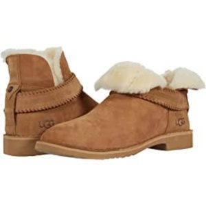UGG McKay Chestnut Boots Size 7